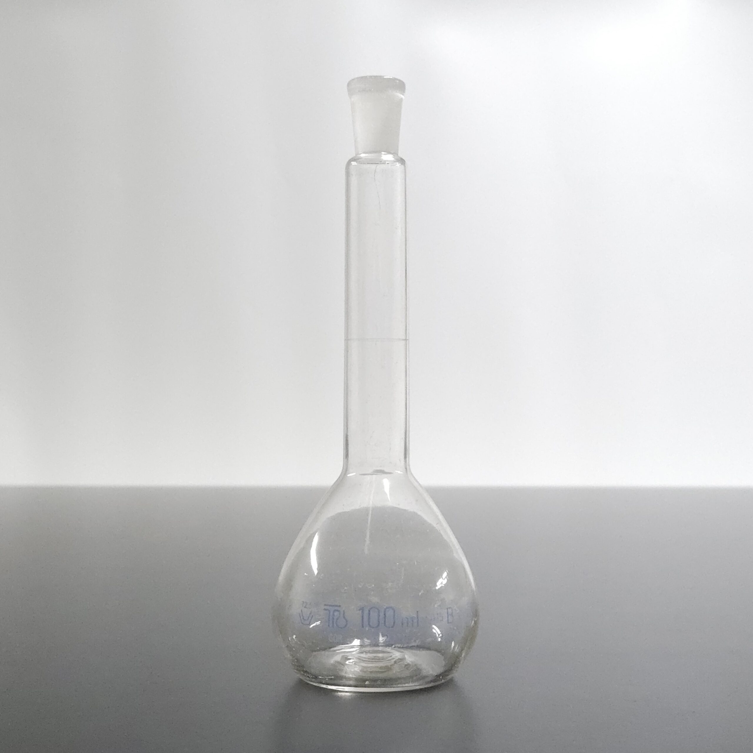 Volumetric flask - Image 2