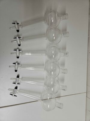 Second-hand separatory column with reservoir
